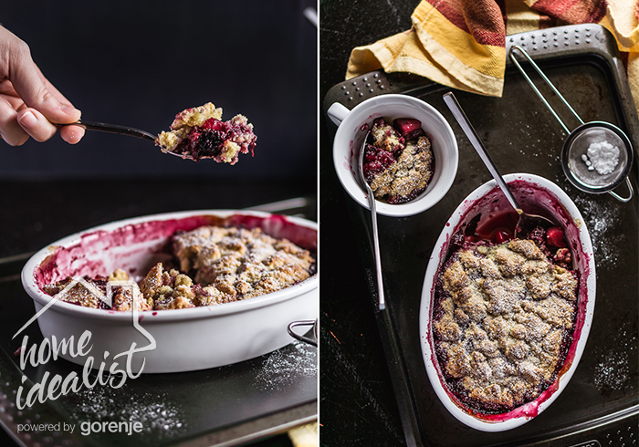 fruit_and_berry_cobbler